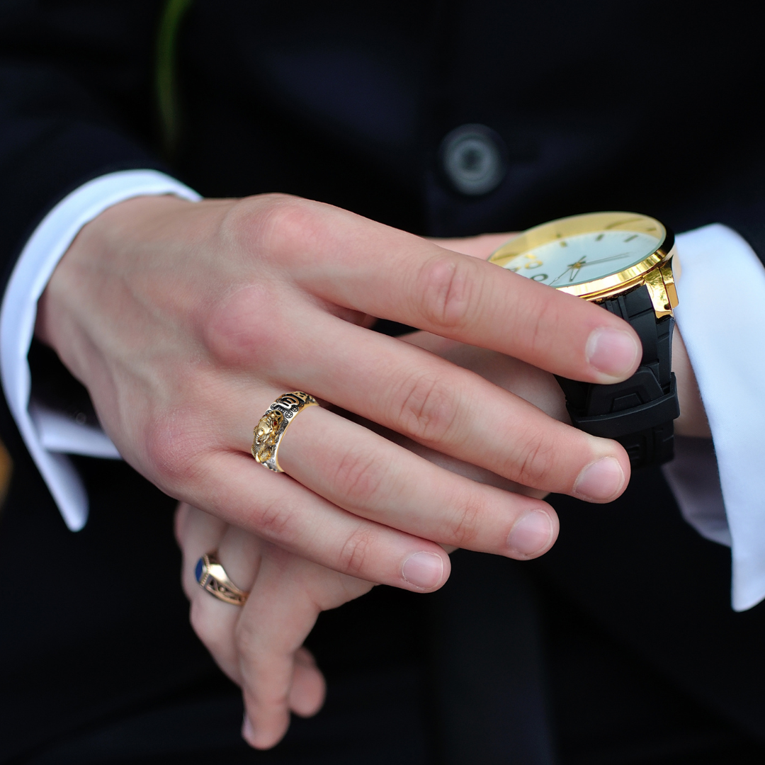 Feng-Shui-Ring für Reichtum und Wohlstand 2023
