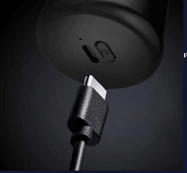 Tragbarer Rasierer mit USB-Aufladung