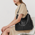 Vielseitige wasserdichte Damenhandtasche aus Leder - AquaLeather
