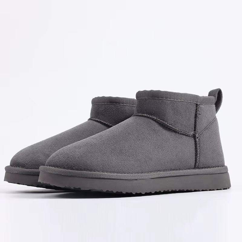 Klassische Winterstiefel für Damen mit plüschgefütterter Innenseite