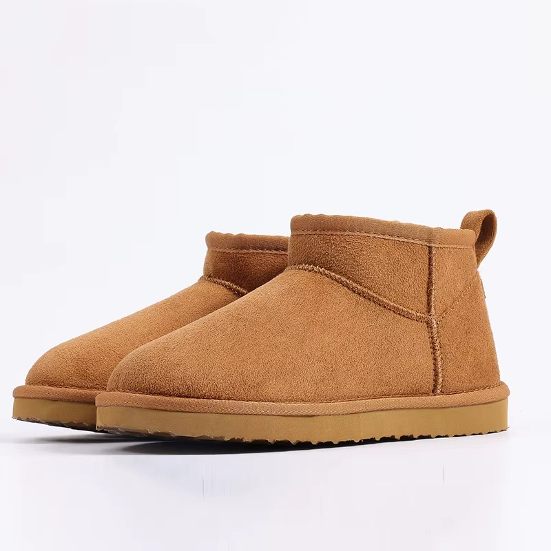 Klassische Winterstiefel für Damen mit plüschgefütterter Innenseite