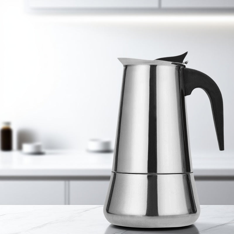 Klassische Mokka-Kaffeekanne aus Edelstahl