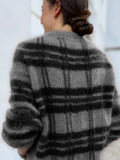 Lässige gestreifte Strickjacke für Damen für den Winter
