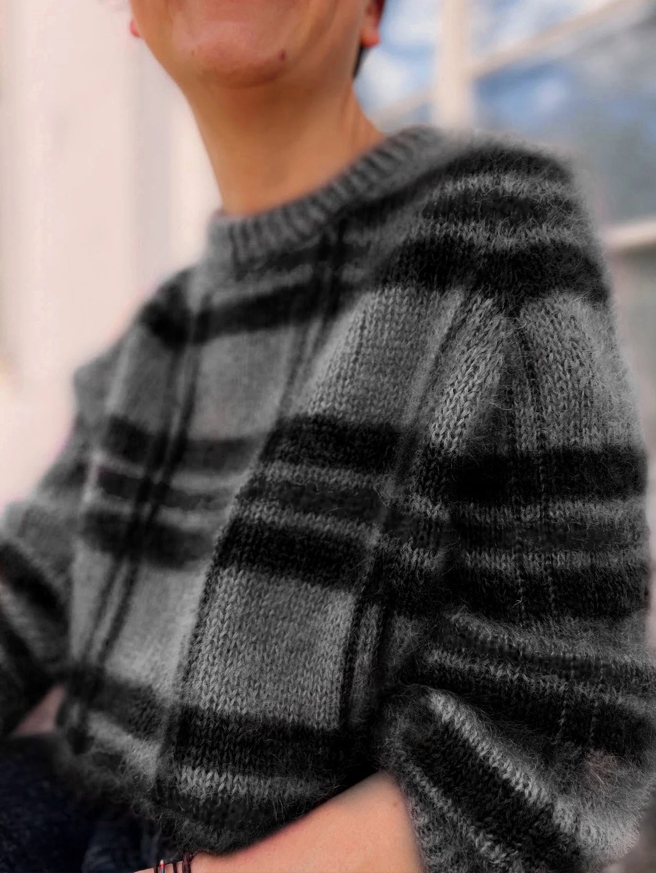 Lässige gestreifte Strickjacke für Damen für den Winter