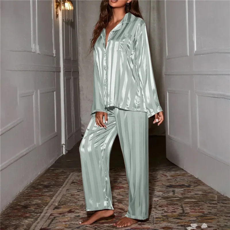 Langer Damen-Pyjama-Set aus Seide - Starlight