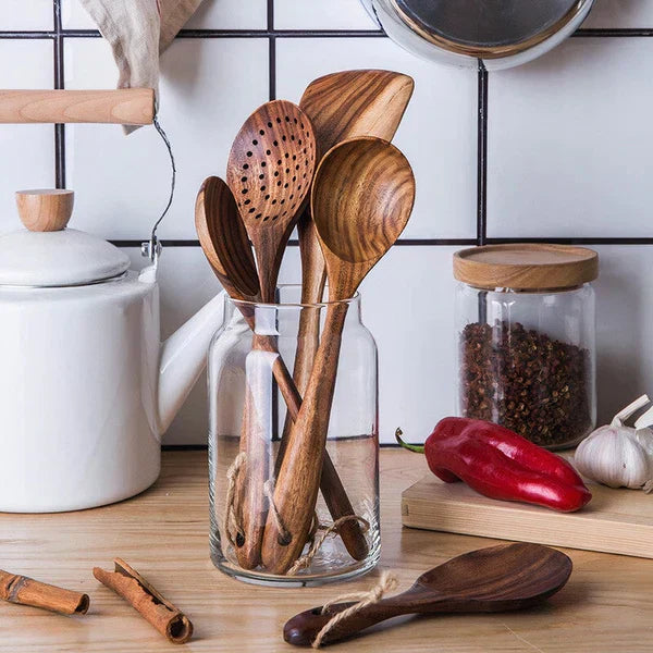 Umweltfreundliches Küchenutensilien-Set aus Holz