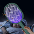Elektrische Mückenklatsche mit UV-LED