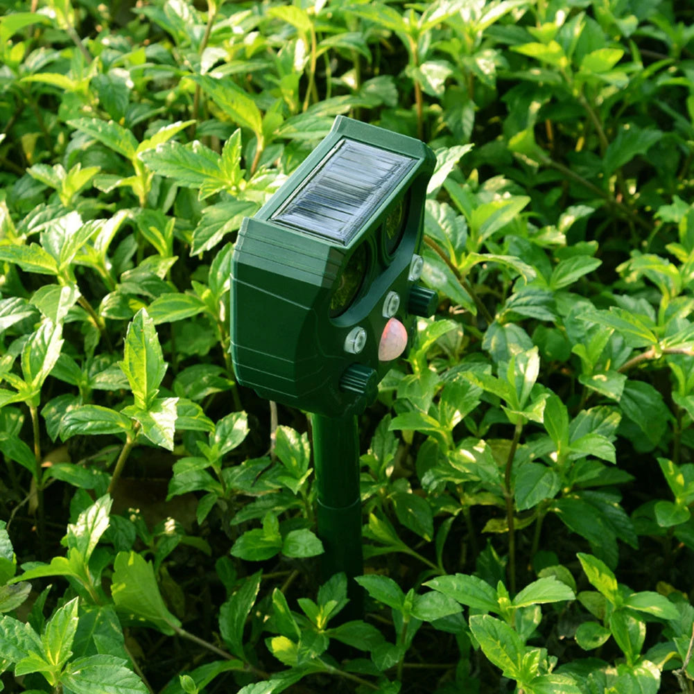Wasserdichter Solar-Ultraschall-Tier- und Schädlingsvertreiber - PestFree