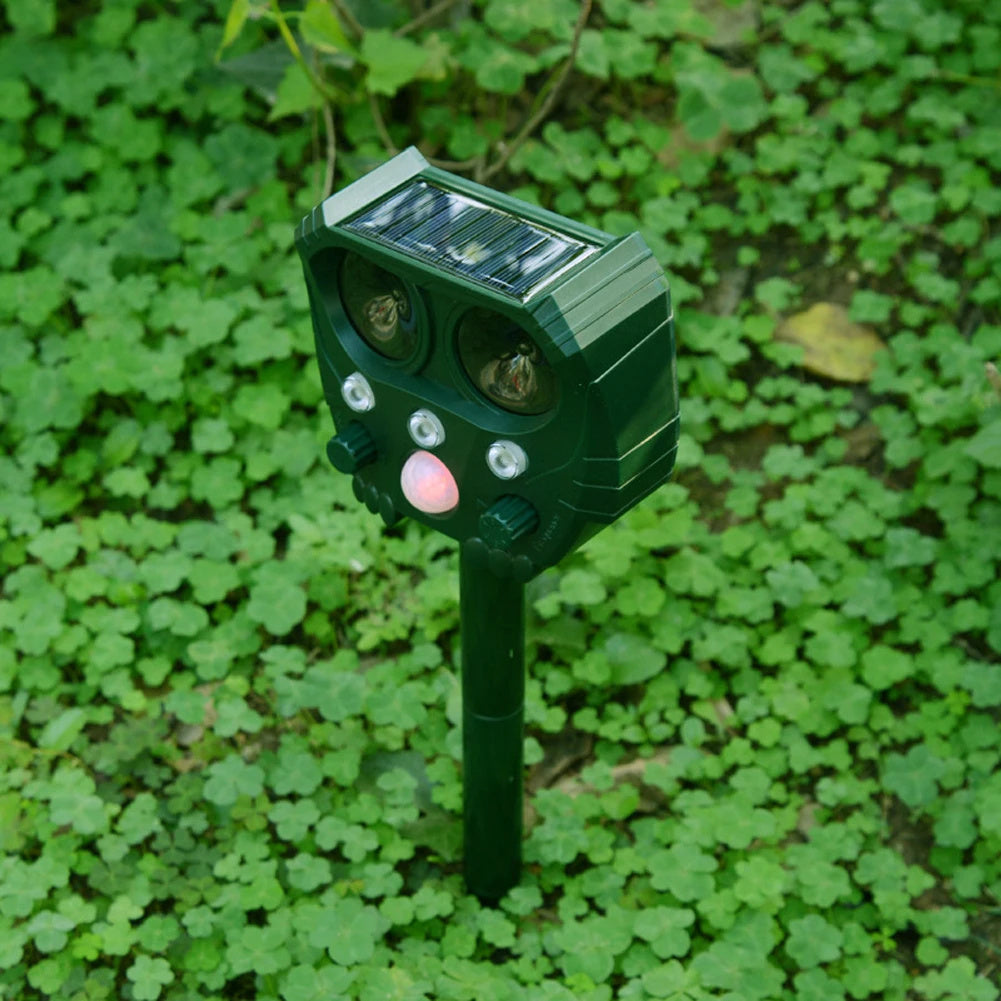 Wasserdichter Solar-Ultraschall-Tier- und Schädlingsvertreiber - PestFree