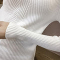 Schmaler Damen-Rippstrickpullover mit Rollkragen - CozyElegance