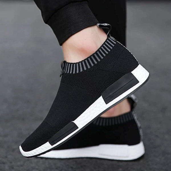 Atmungsaktive Herren-Freizeitsneaker aus Strickstoff - BreezeWalk
