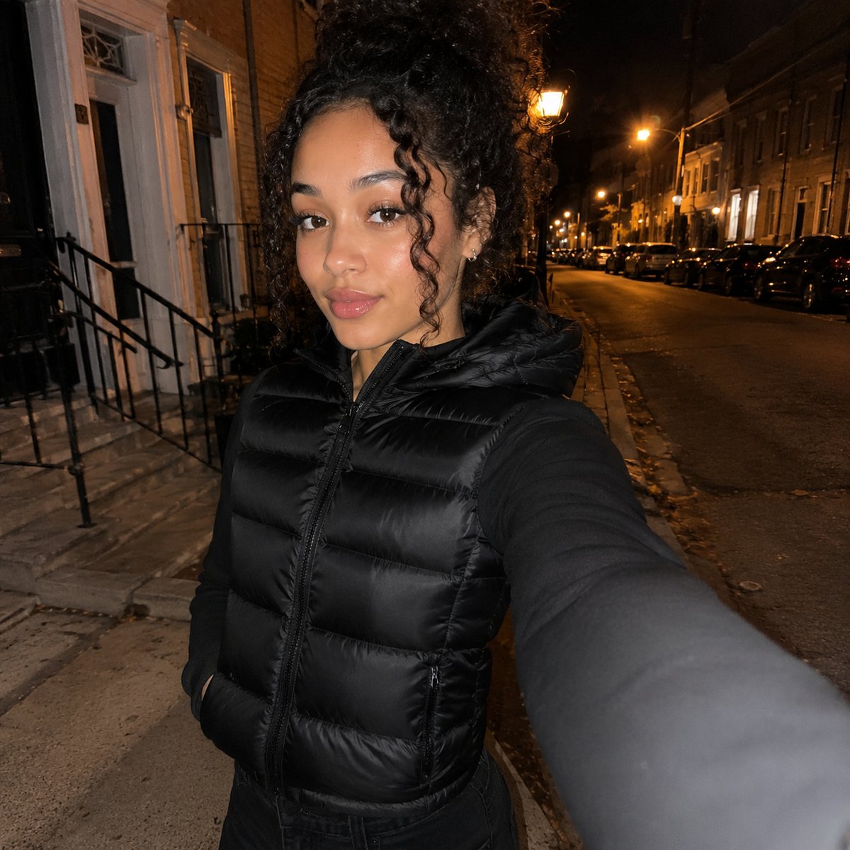 Leichte Damenjacke mit Kapuze - Lifestyle 9